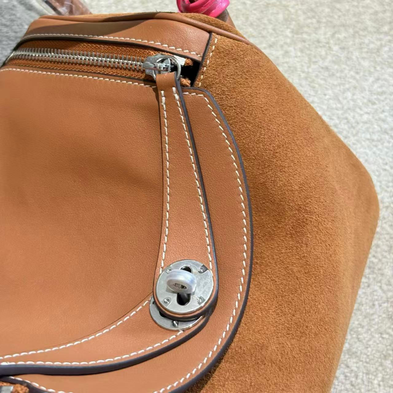 HERME5 lindy鹿革ショルダーバッグ【50％割引+送料無料】