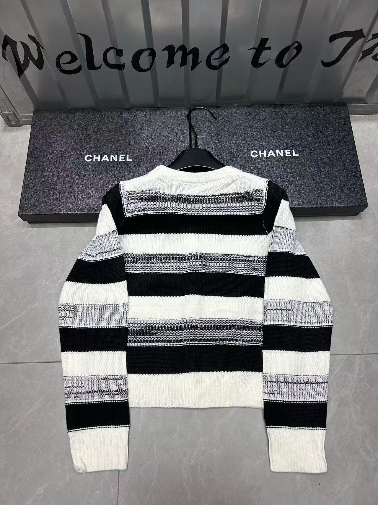 CHANE1 ストライプVネックウールカーディガン【50％割引+送料無料】