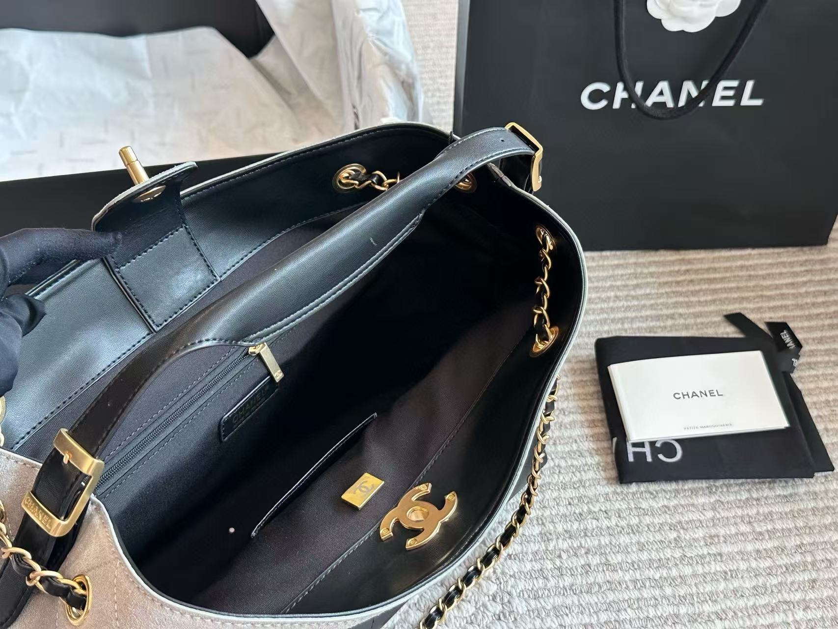 CHANE1チェーン付き鹿革ハンドバッグ【50％割引+送料無料】