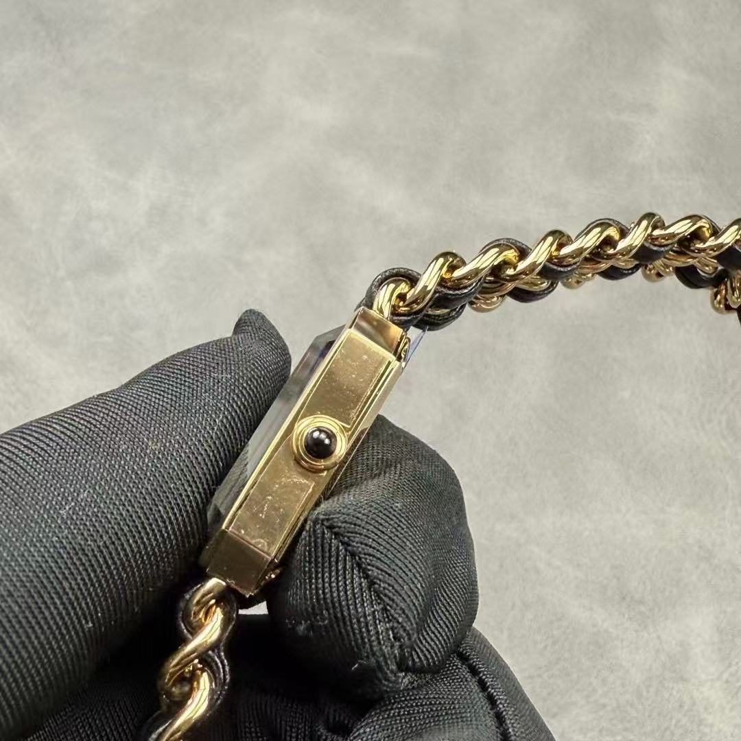 CHANE1 スクエアチェーン レディースウォッチ【50％割引+送料無料】