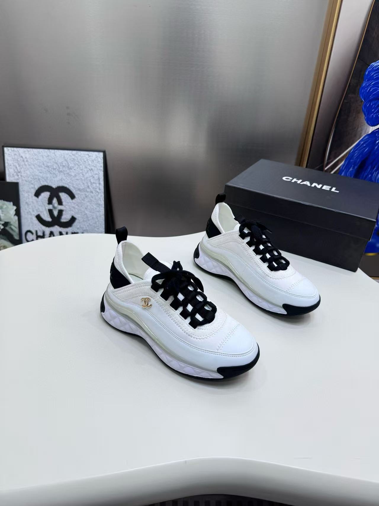 CHANE1 レースアップスニーカー【50％割引+送料無料】