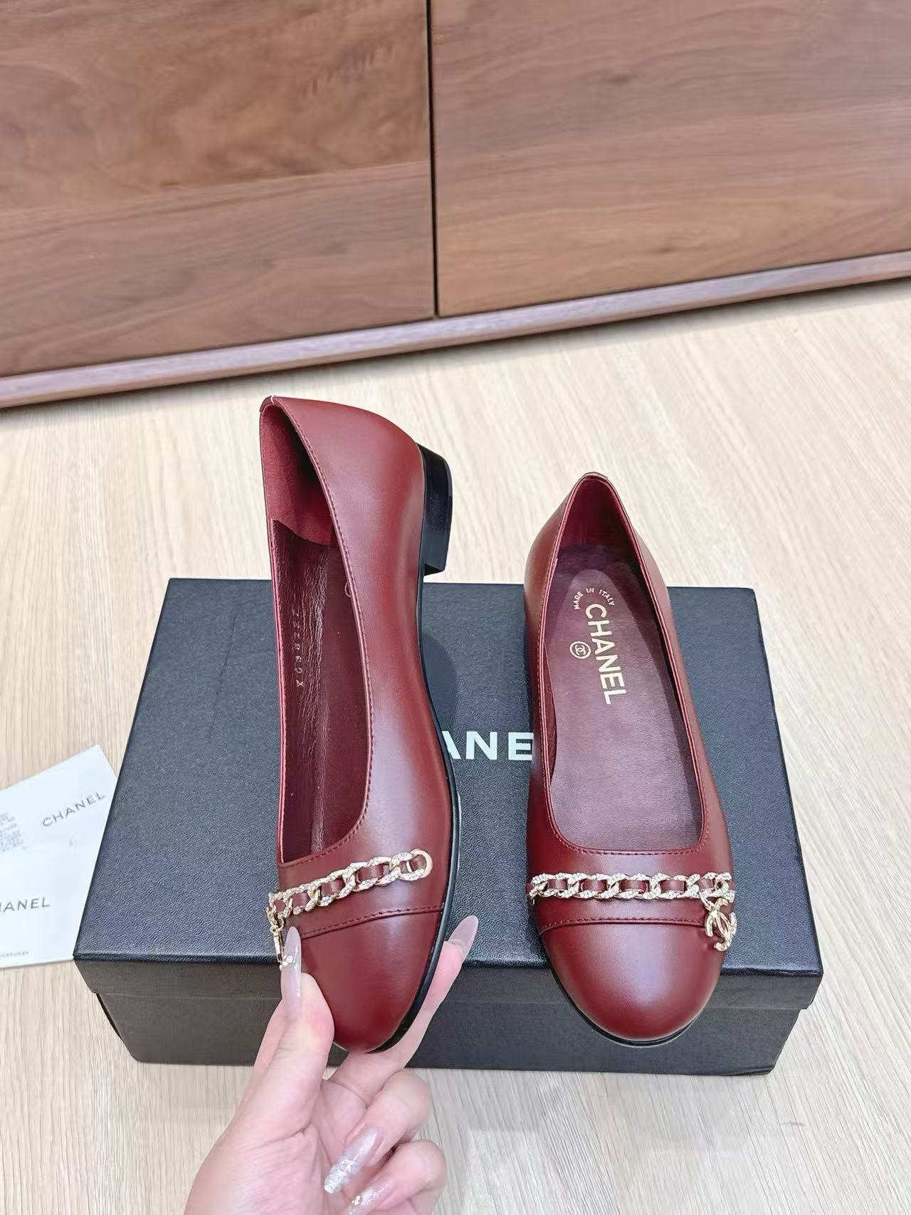 CHANE1 高品質ラウンドトゥチェーンフラットシューズ【50％割引+送料無料】