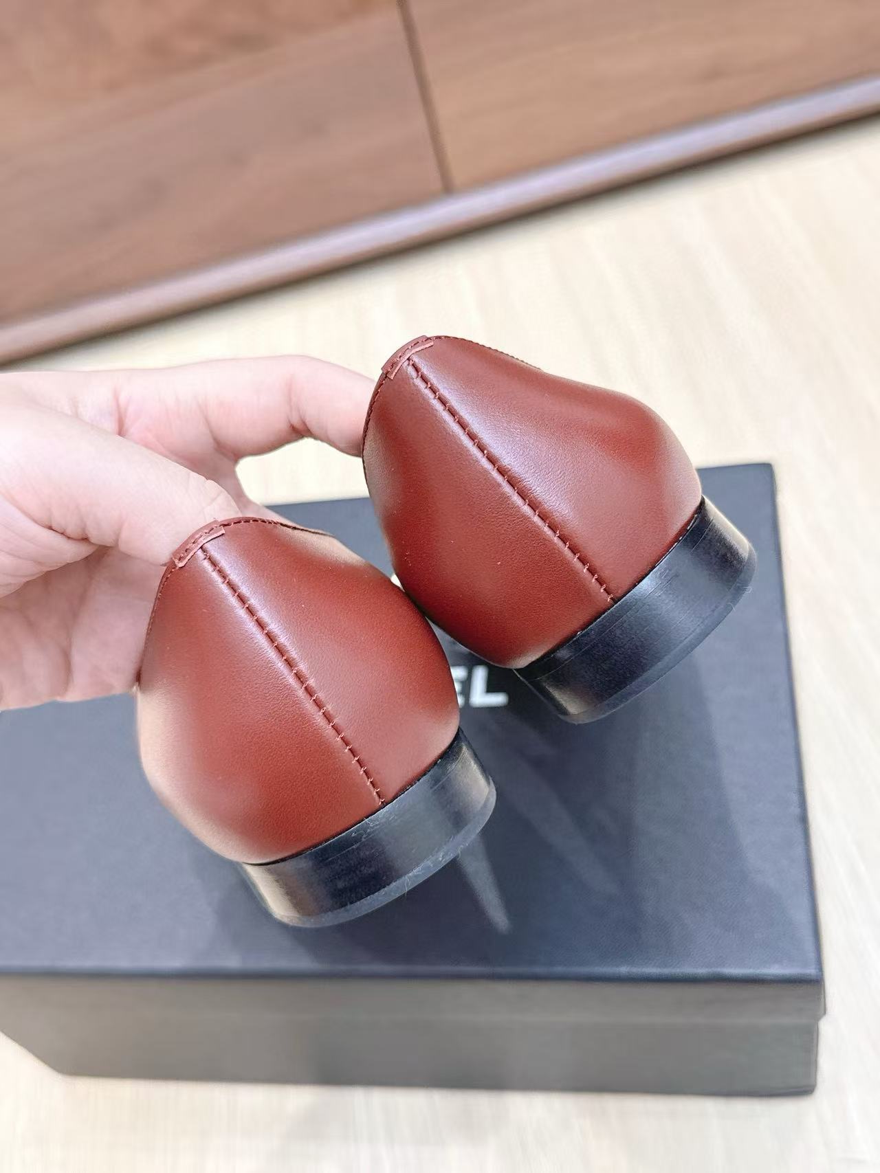 CHANE1 高品質ラウンドトゥチェーンフラットシューズ【50％割引+送料無料】