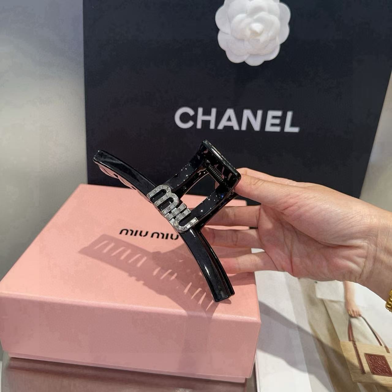 M1UM1U シンプルレタークリップ【50％割引+送料無料】