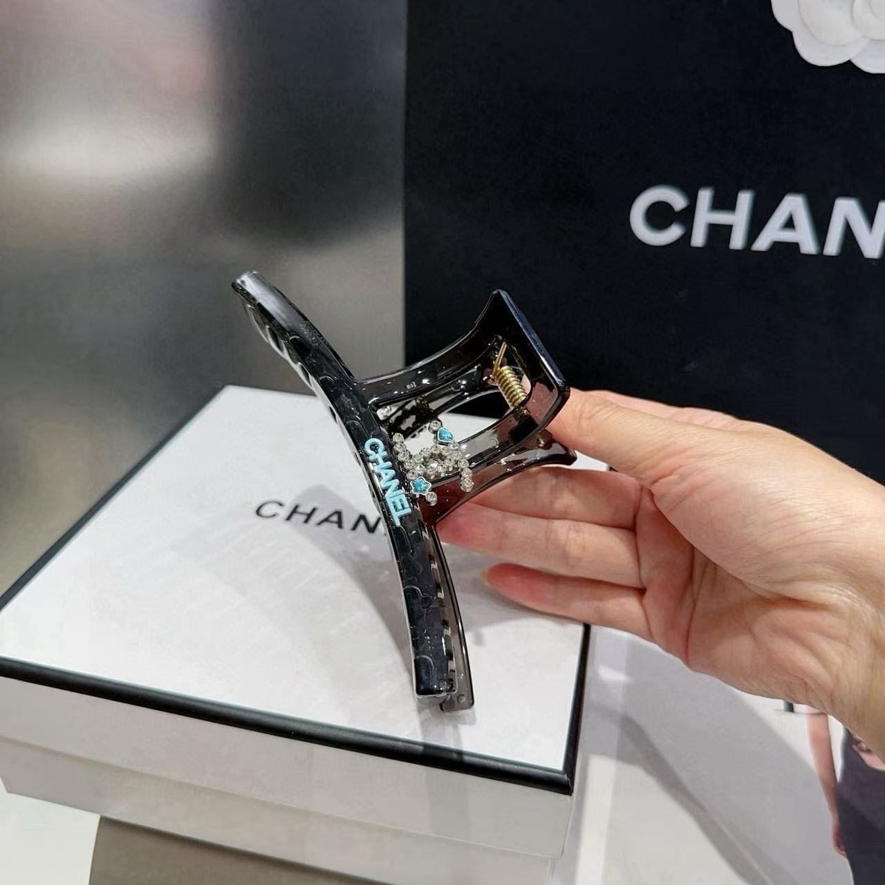 CHANE1 ダブルCレタークリップ【50％割引+送料無料】