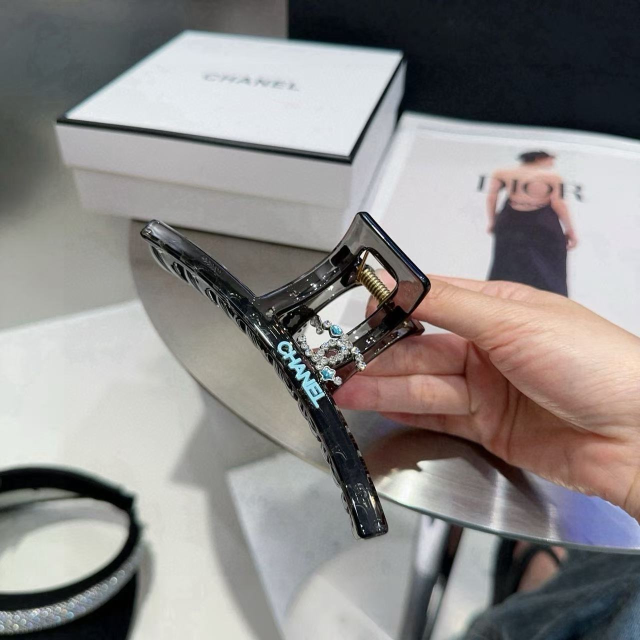 CHANE1 ダブルCレタークリップ【50％割引+送料無料】