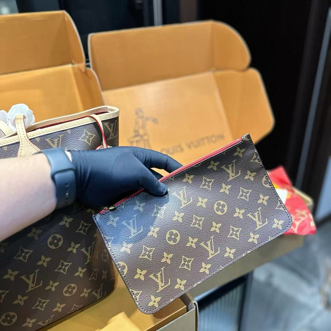 LVプリントのショッピングバッグ【50％割引+送料無料】