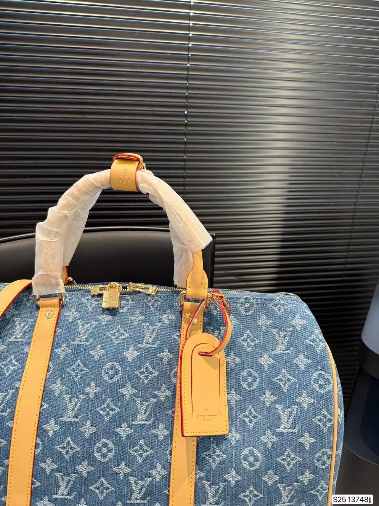 LVデニムトラベルバッグ【50％割引+送料無料】