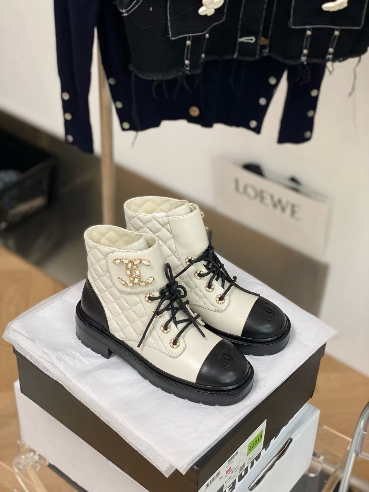 CHANE1 レースアップ ダブルC アンクルブーツ【50％割引+送料無料】