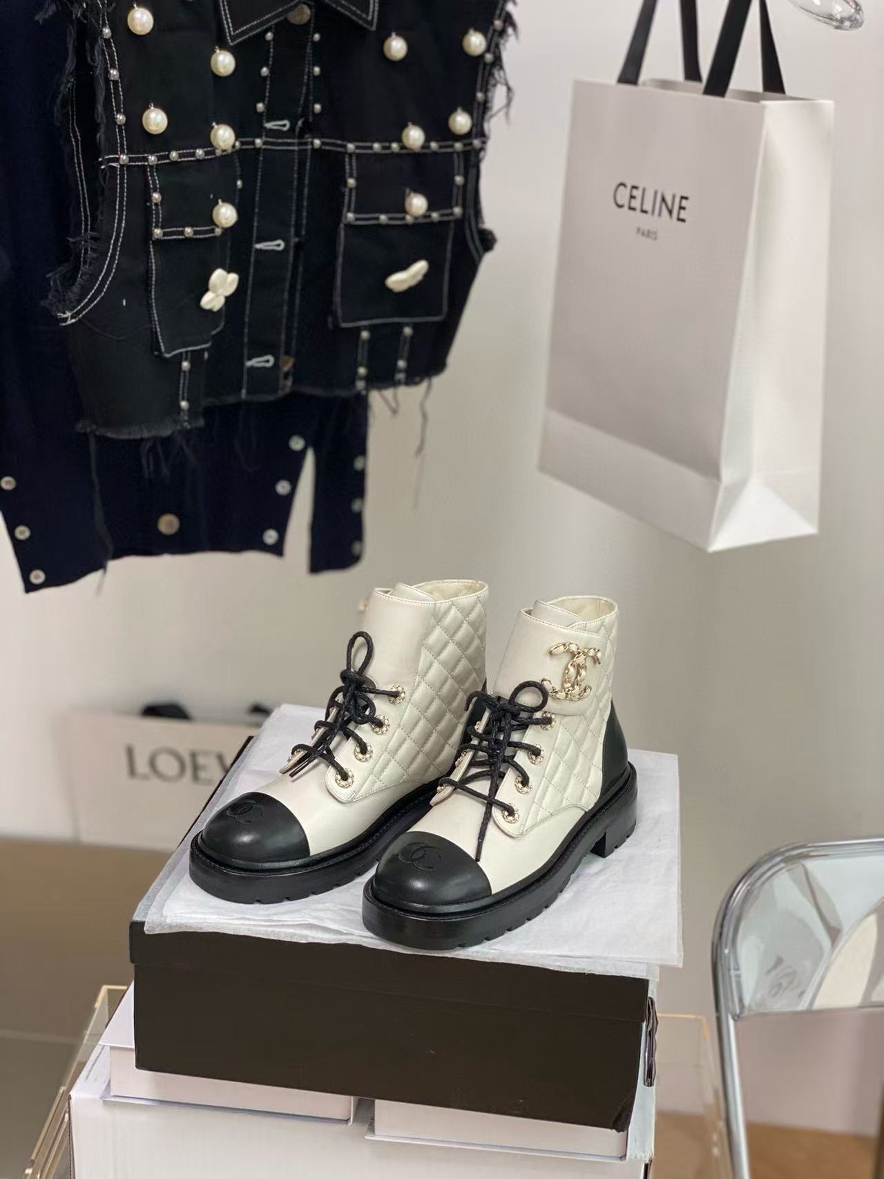 CHANE1 レースアップ ダブルC アンクルブーツ【50％割引+送料無料】