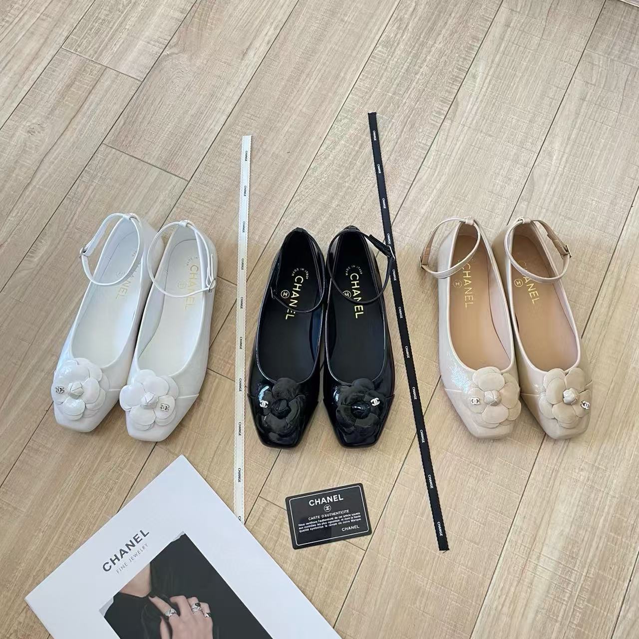 CHANE1 カメリア ラウンドトゥ フラットシューズ【50％割引+送料無料】