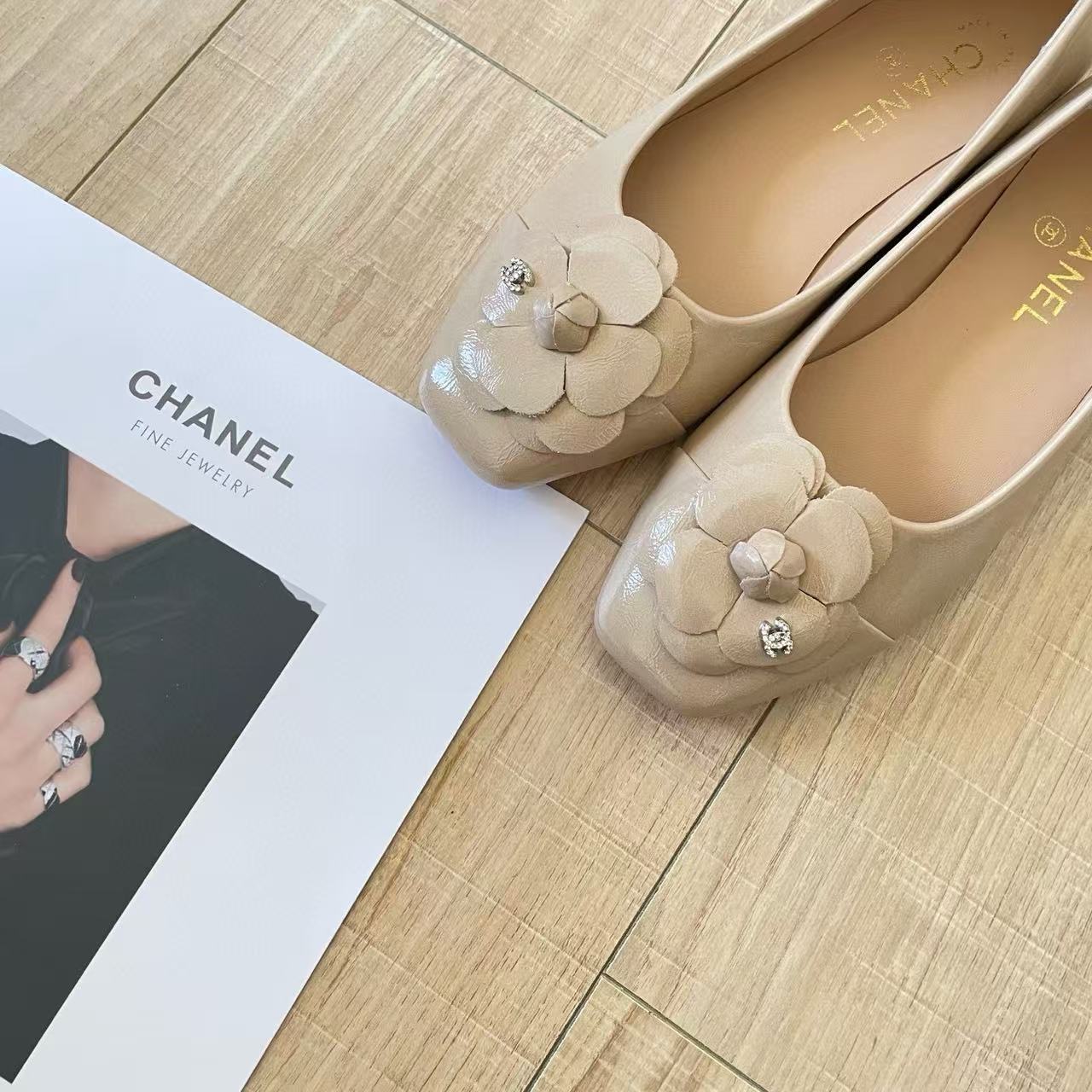 CHANE1 カメリア ラウンドトゥ フラットシューズ【50％割引+送料無料】