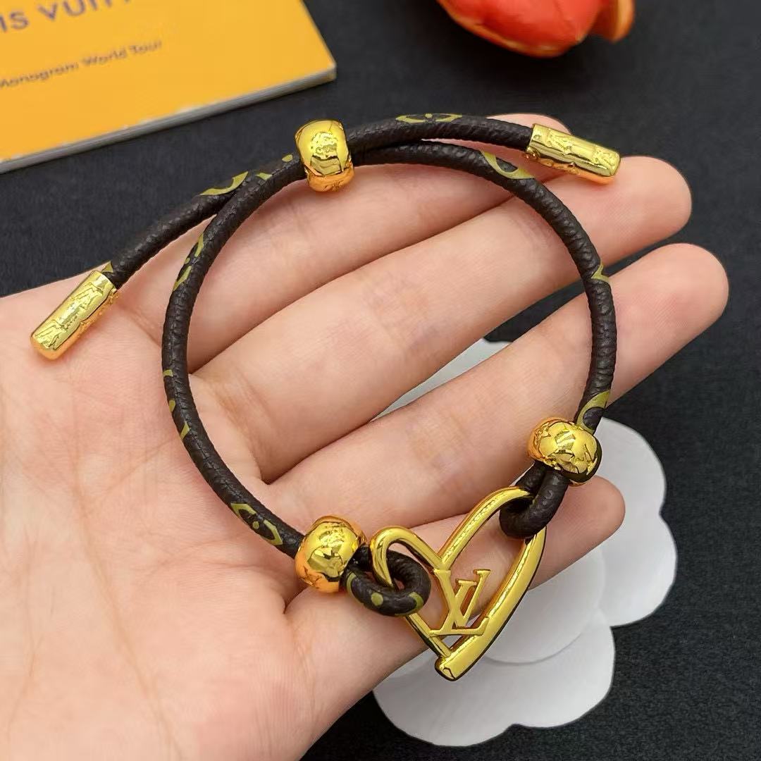 LVレザーブレスレット【50％割引+送料無料】