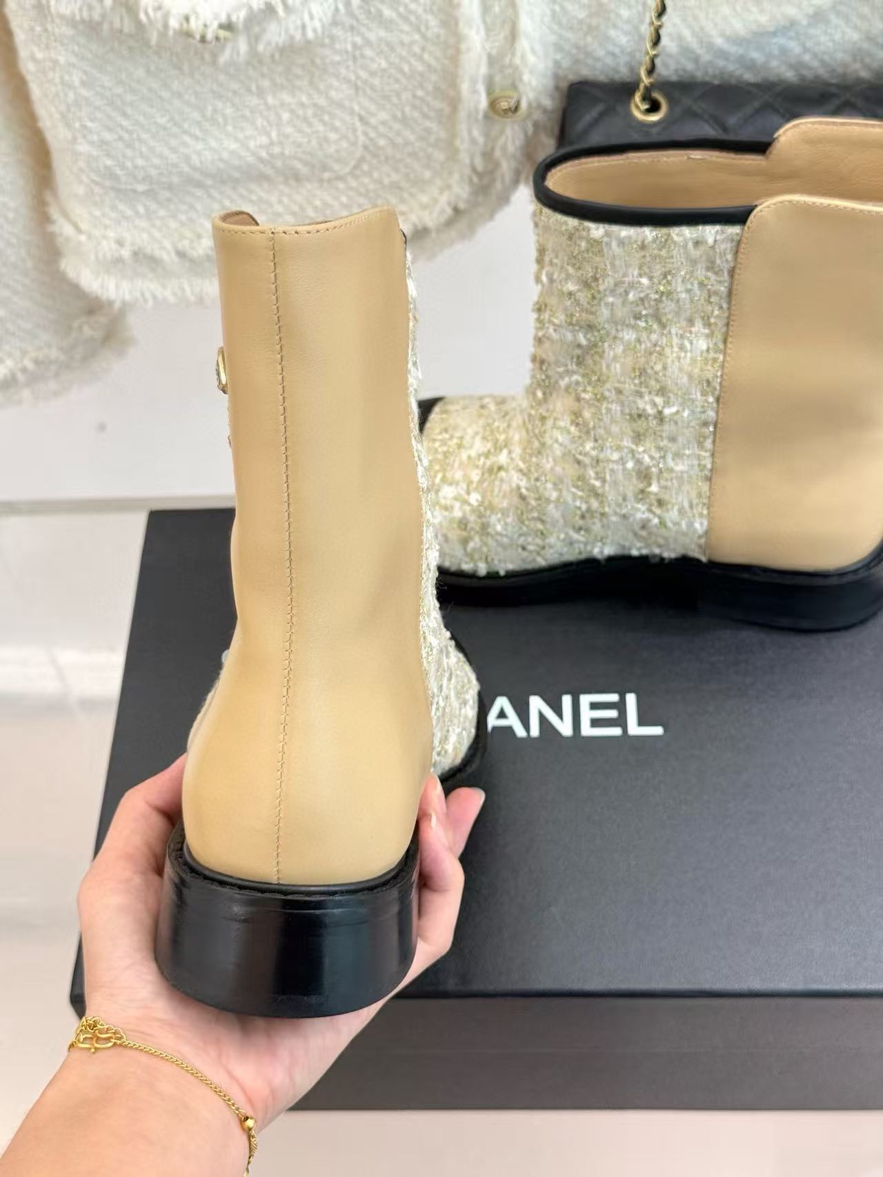 CHANE1 高品質ダブルCカラーマッチングスパンコールアンクルブーツ【50％割引+送料無料】