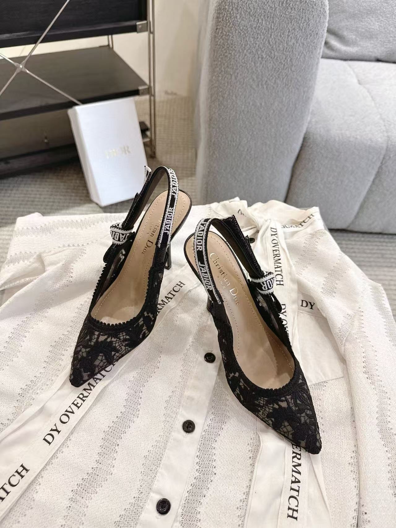 DI0Rの高品質レースポインテッドハイヒール【50％割引+送料無料】