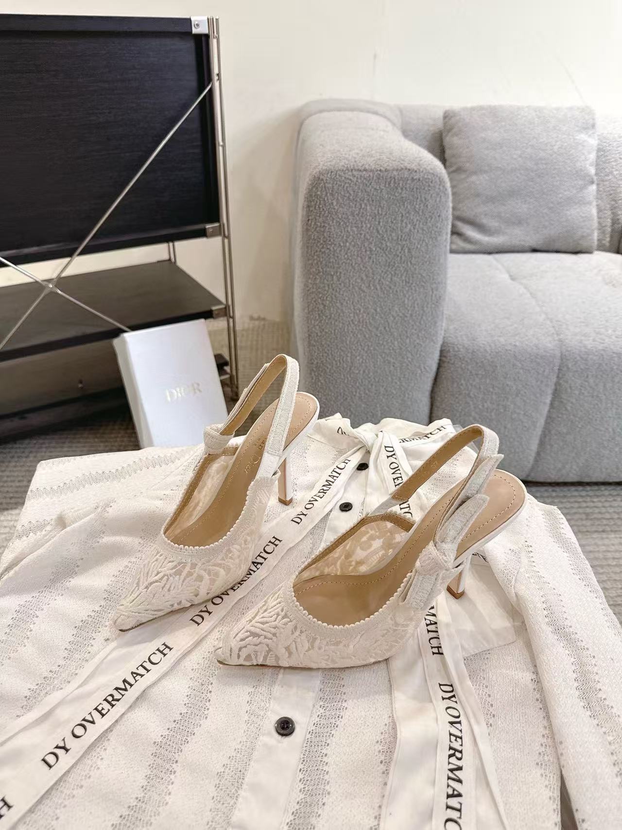 DI0Rの高品質レースポインテッドハイヒール【50％割引+送料無料】