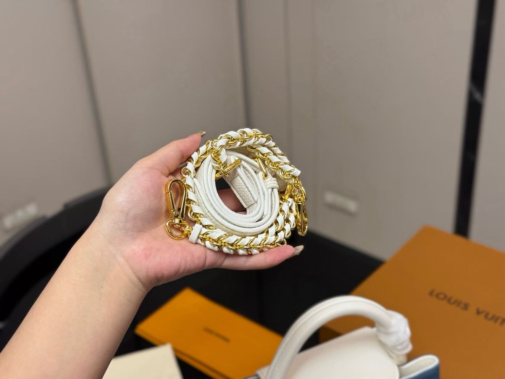 LV刺繍ハンドバッグ【50％割引+送料無料】