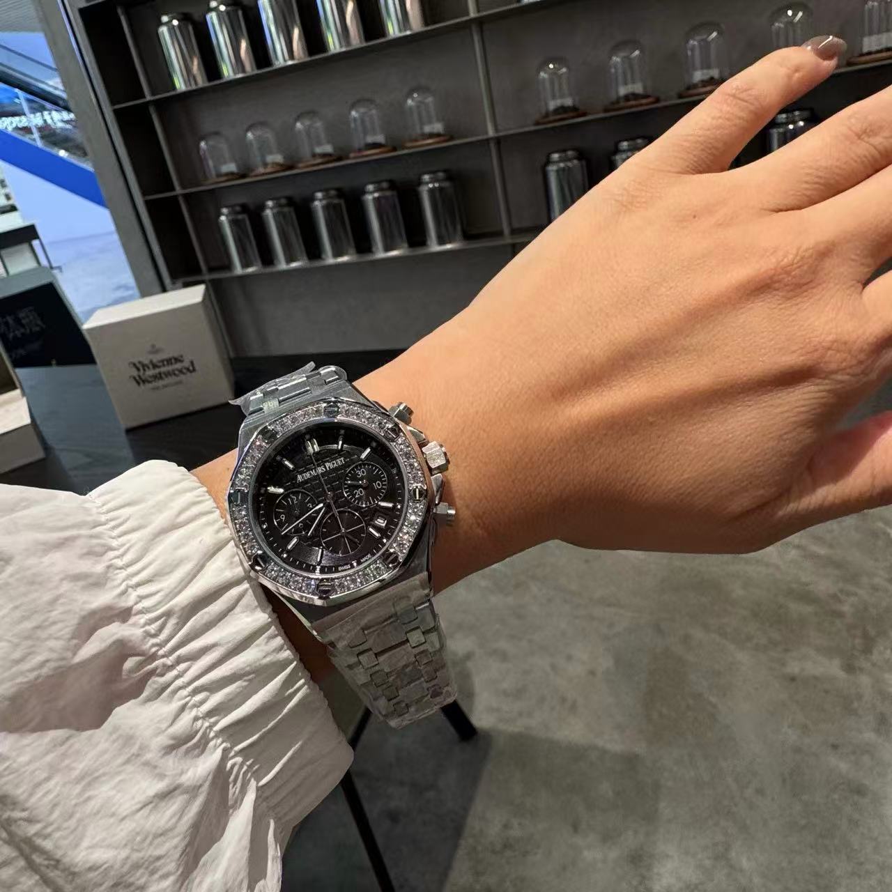 Audemarsp1gueダイヤモンドをあしらったレディース腕時計【50％割引+送料無料】