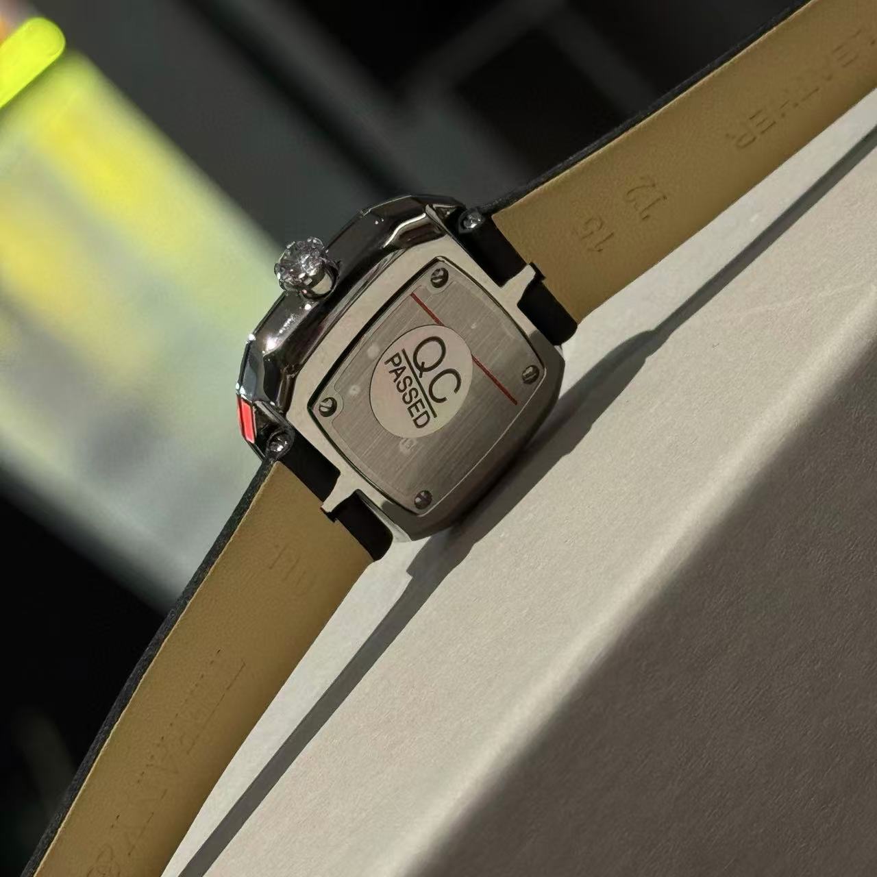 T1ffanyスクエアダイヤモンドレディースウォッチ【50％割引+送料無料】