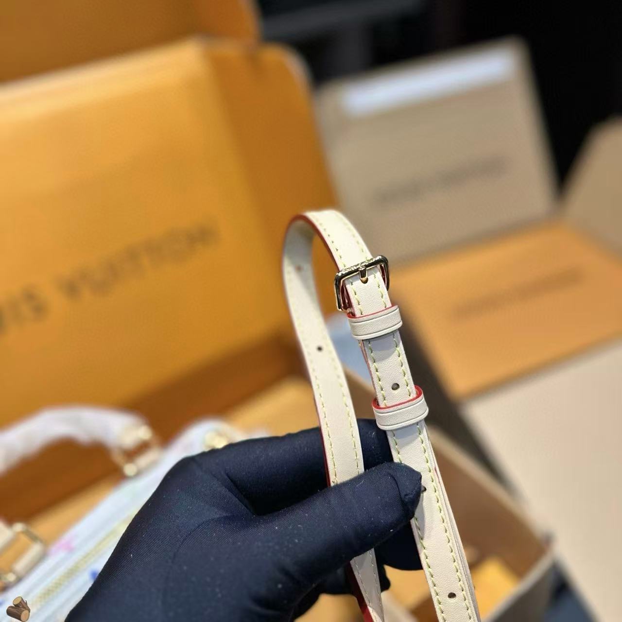 LV Nano Speedyハンドバッグ【50％割引+送料無料】