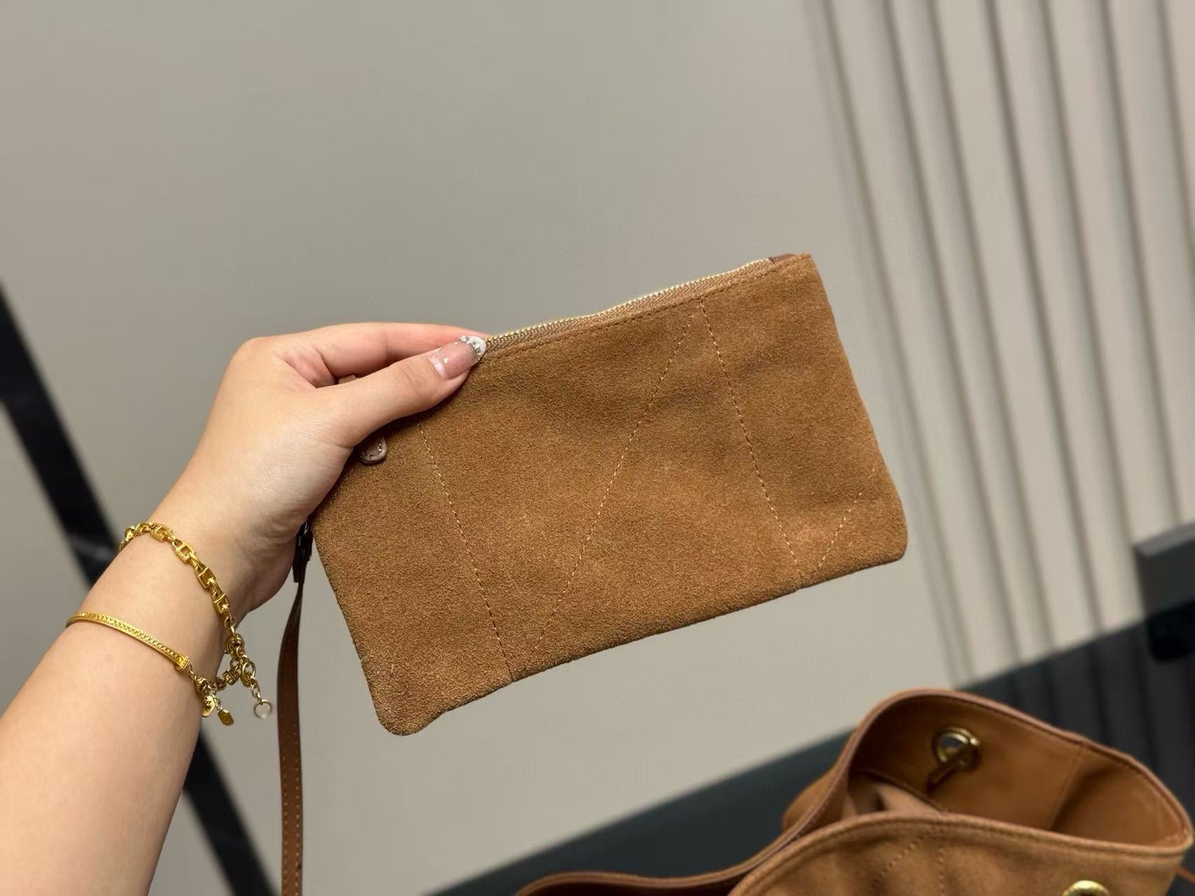 YSL ディアスキン ショッピングバッグ【50％割引+送料無料】