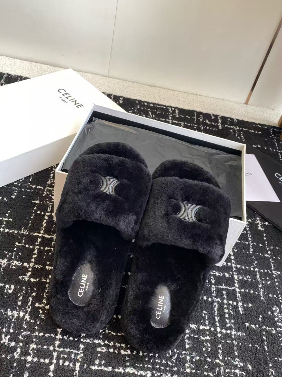 CEL1NEの高品質凱旋門ウールスリッパ【50％割引+送料無料】