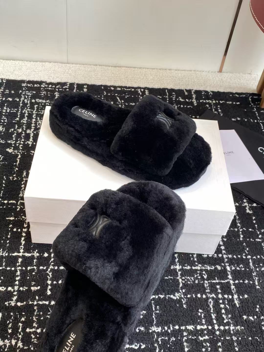 CEL1NEの高品質凱旋門ウールスリッパ【50％割引+送料無料】