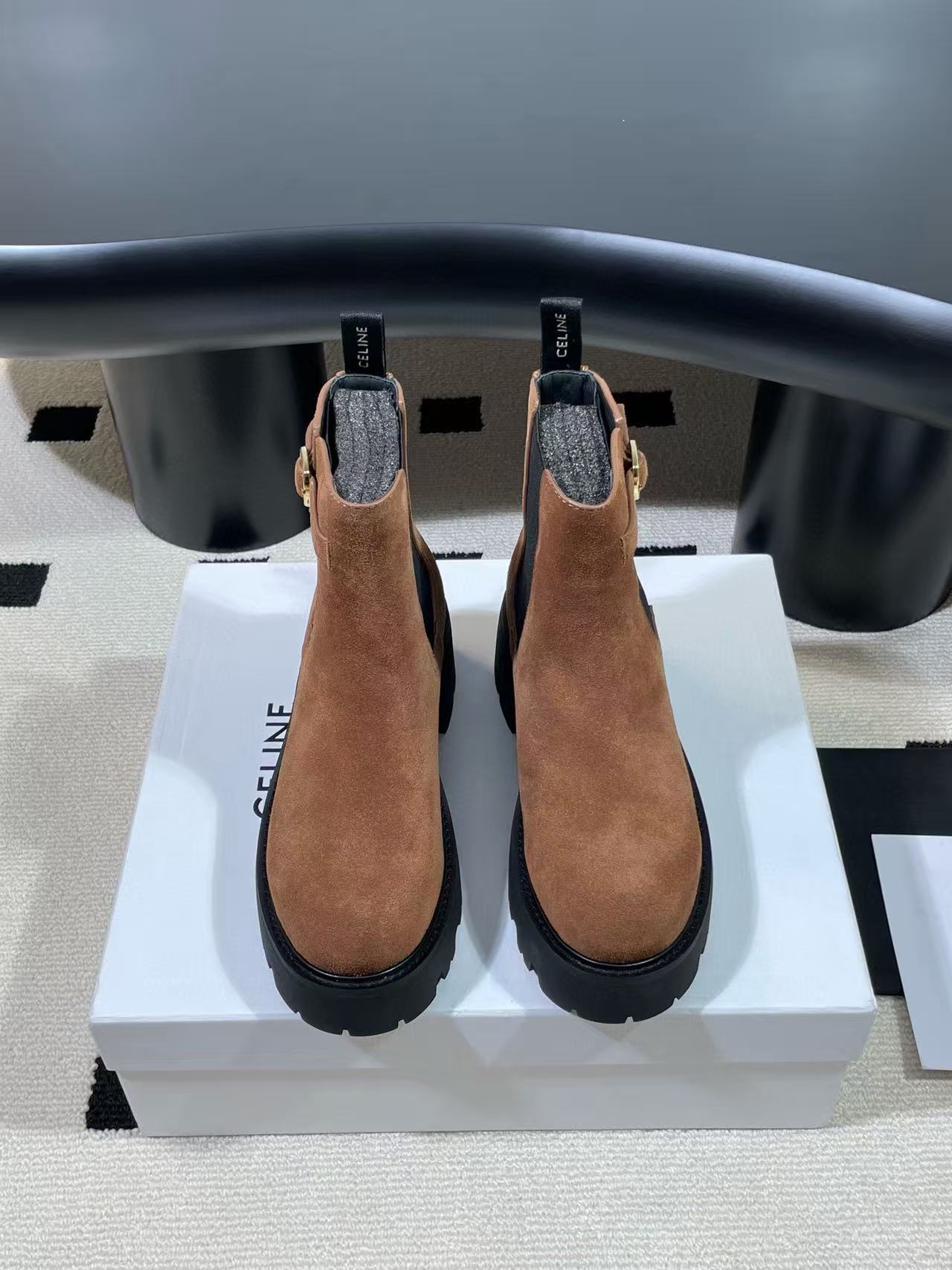 CEL1NE 高品質ディアスキンの秋冬用マーティンブーツ【50％割引+送料無料】