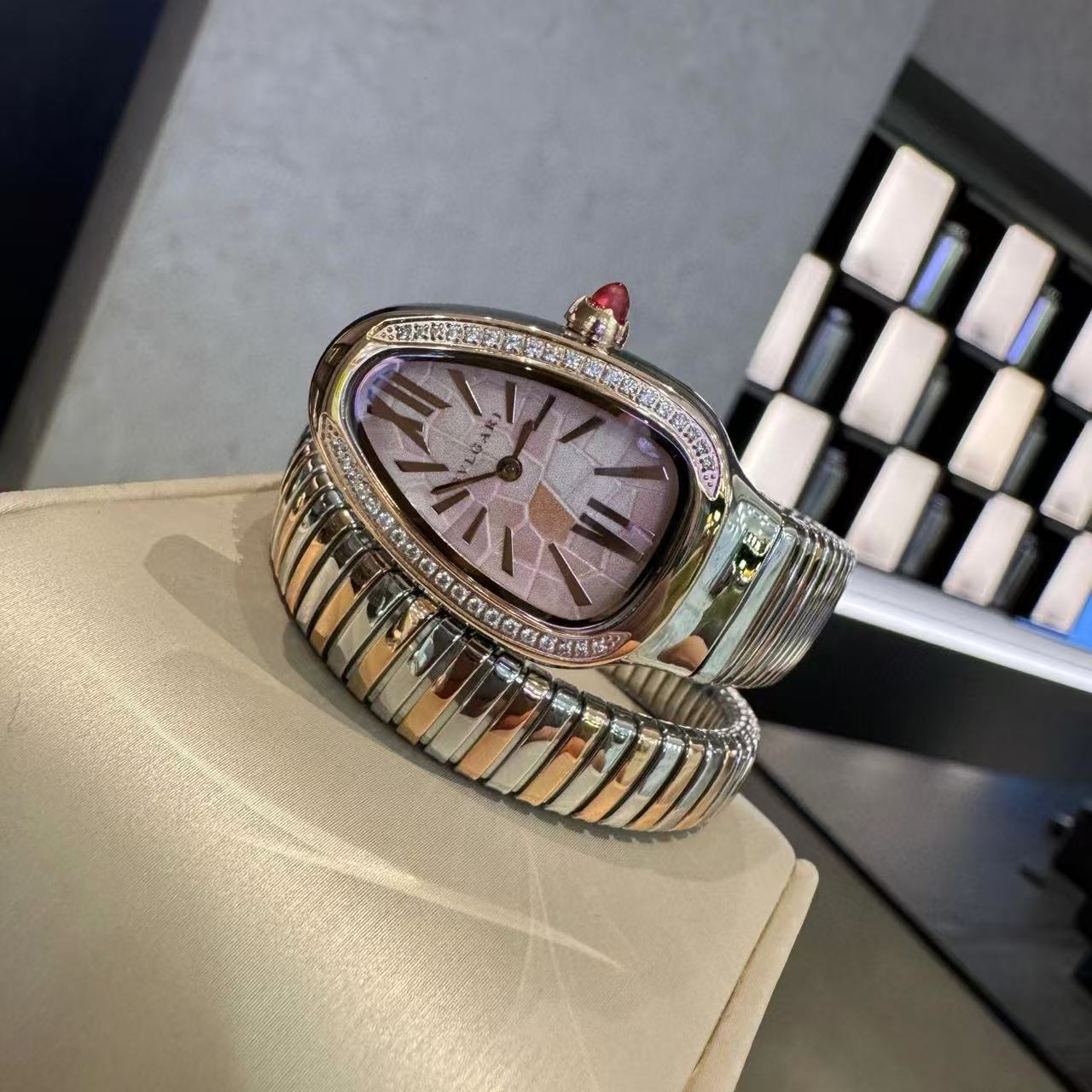 BVLGAR1 ピンク マザーオブパール レディースウォッチ【50％割引+送料無料】