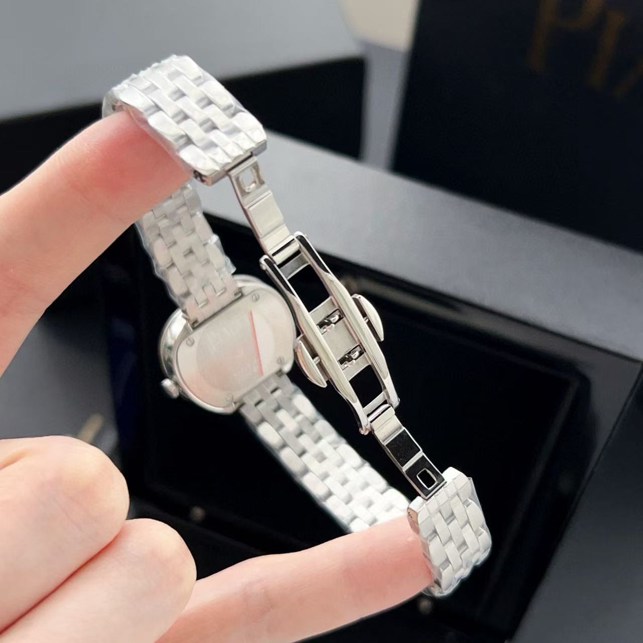 P1AGET スチールストラップ レディース腕時計【50％割引+送料無料】