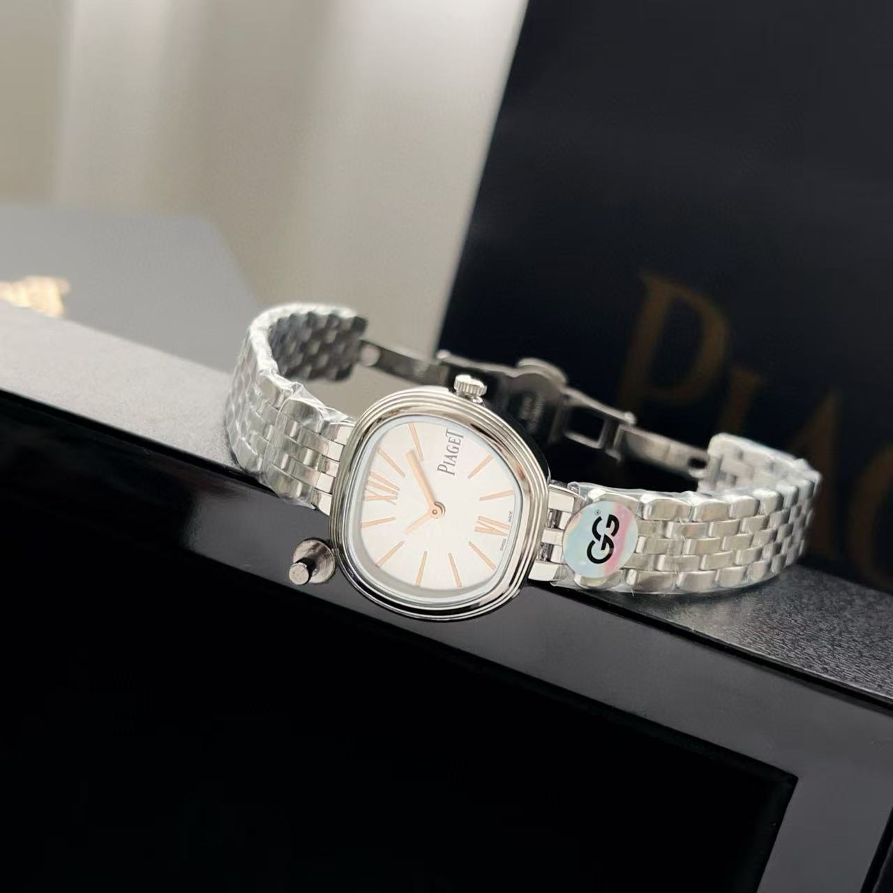 P1AGET スチールストラップ レディース腕時計【50％割引+送料無料】