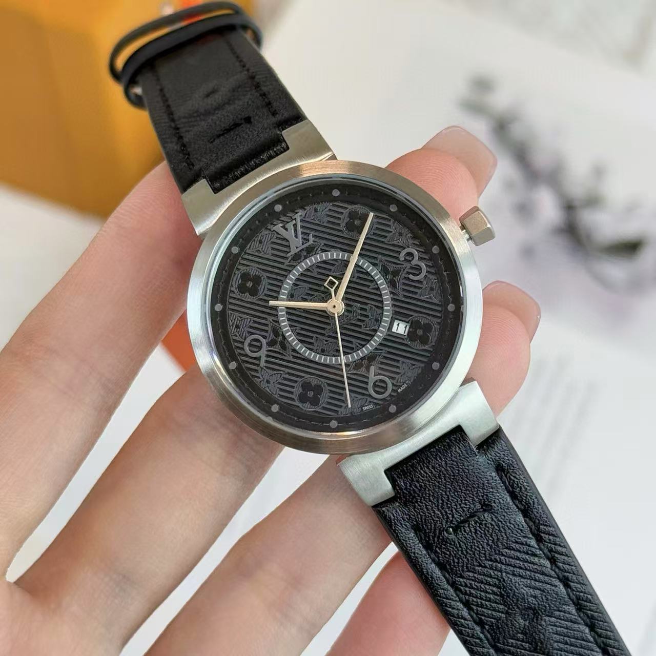 LVレザーベルトレディース腕時計【50％割引+送料無料】