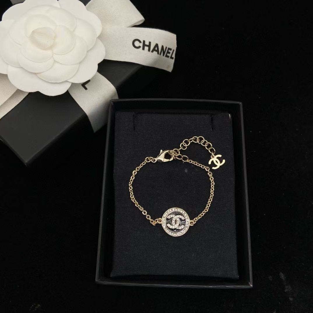 CHANE1 ラウンドダブルCブレスレット【50％割引+送料無料】