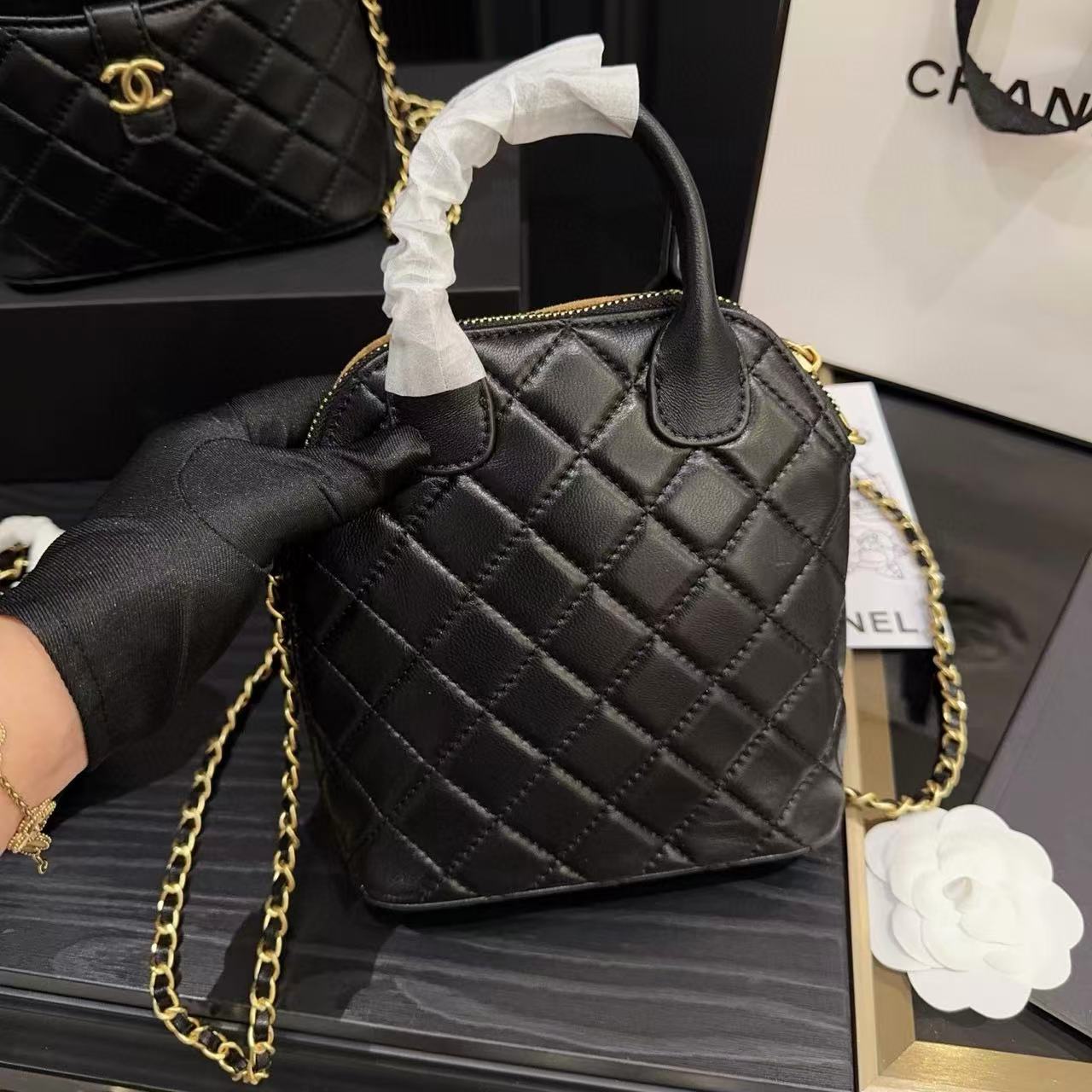 CHANE1 ディアスキンチェーンシェルバッグ【50％割引+送料無料】