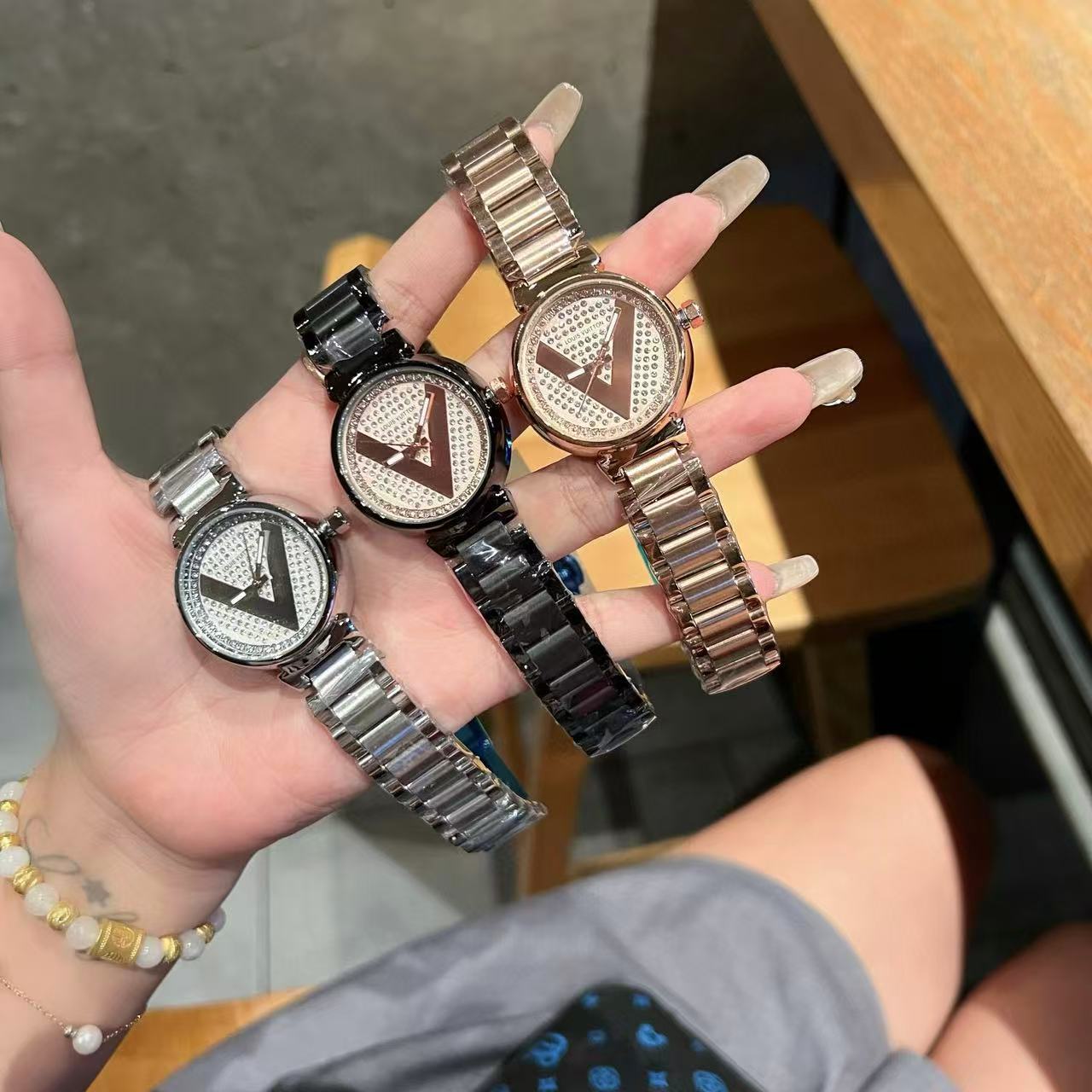 LV スチールストラップ V レディースウォッチ【50％割引+送料無料】