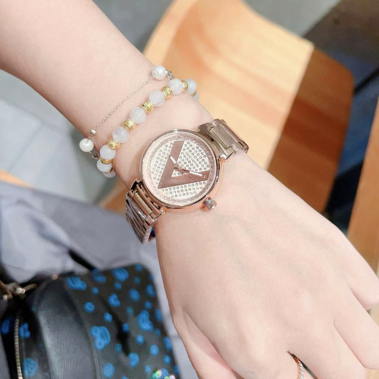 LV スチールストラップ V レディースウォッチ【50％割引+送料無料】