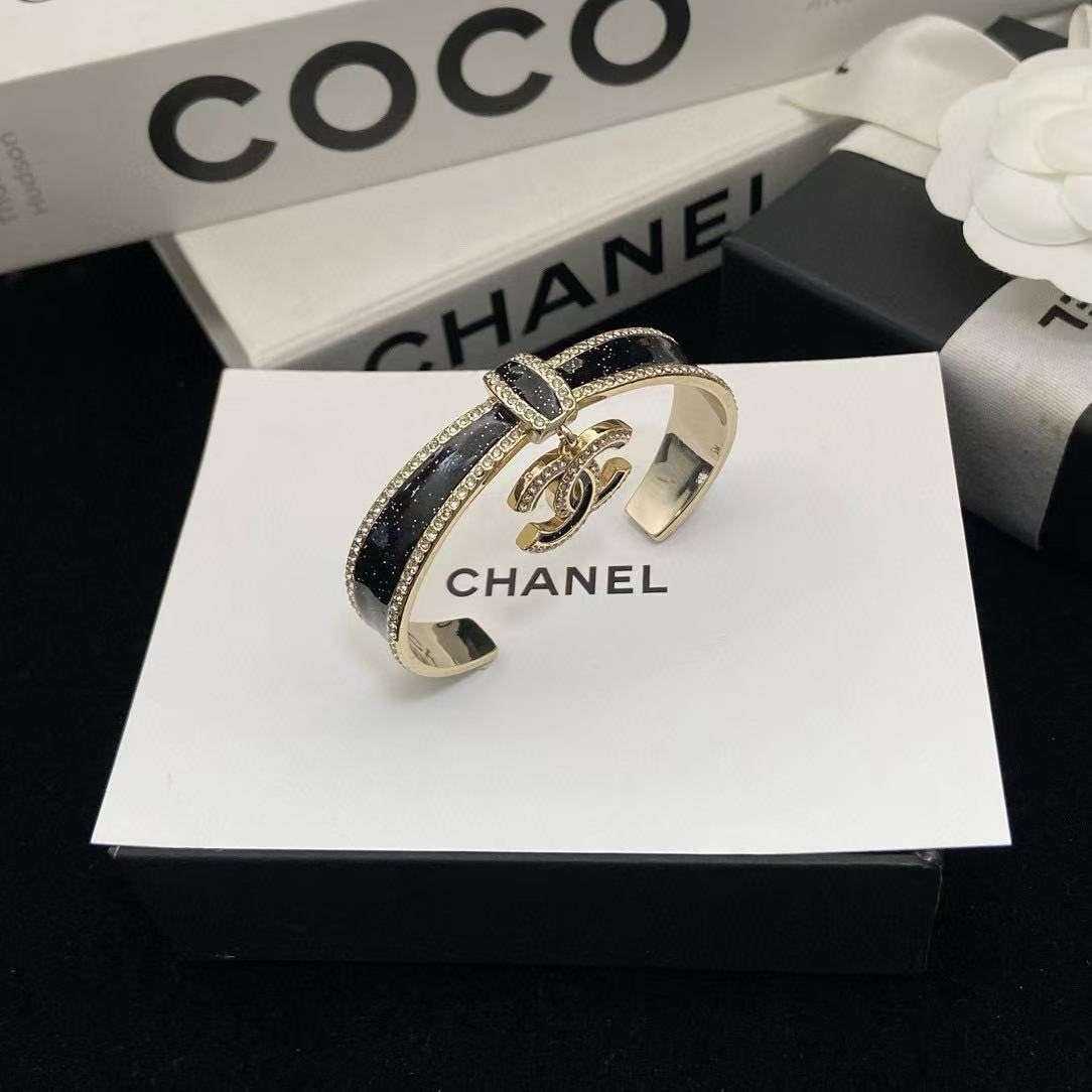 CHANE1 ダブルC ダイヤモンドブレスレット【50％割引+送料無料】