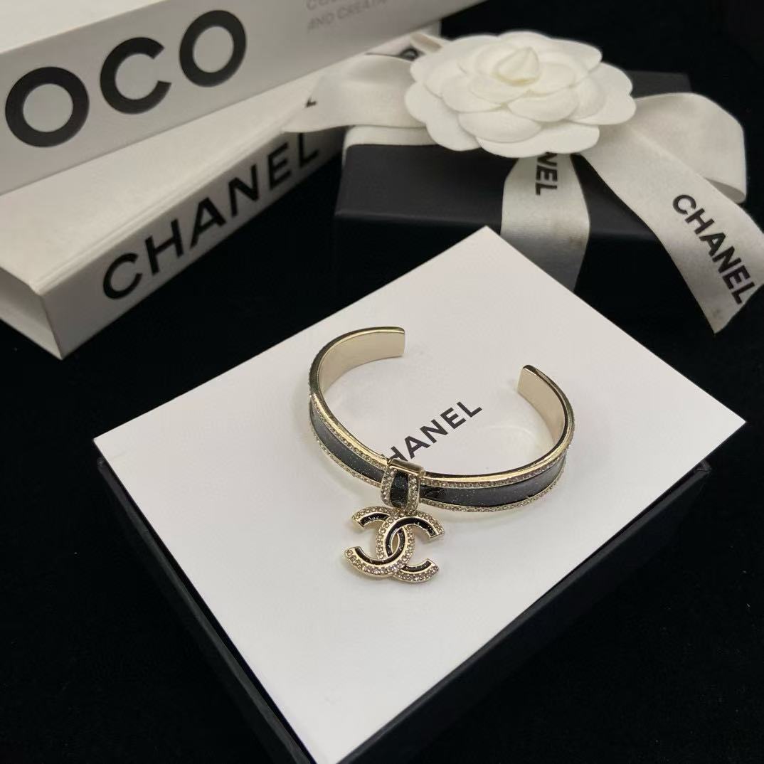 CHANE1 ダブルC ダイヤモンドブレスレット【50％割引+送料無料】