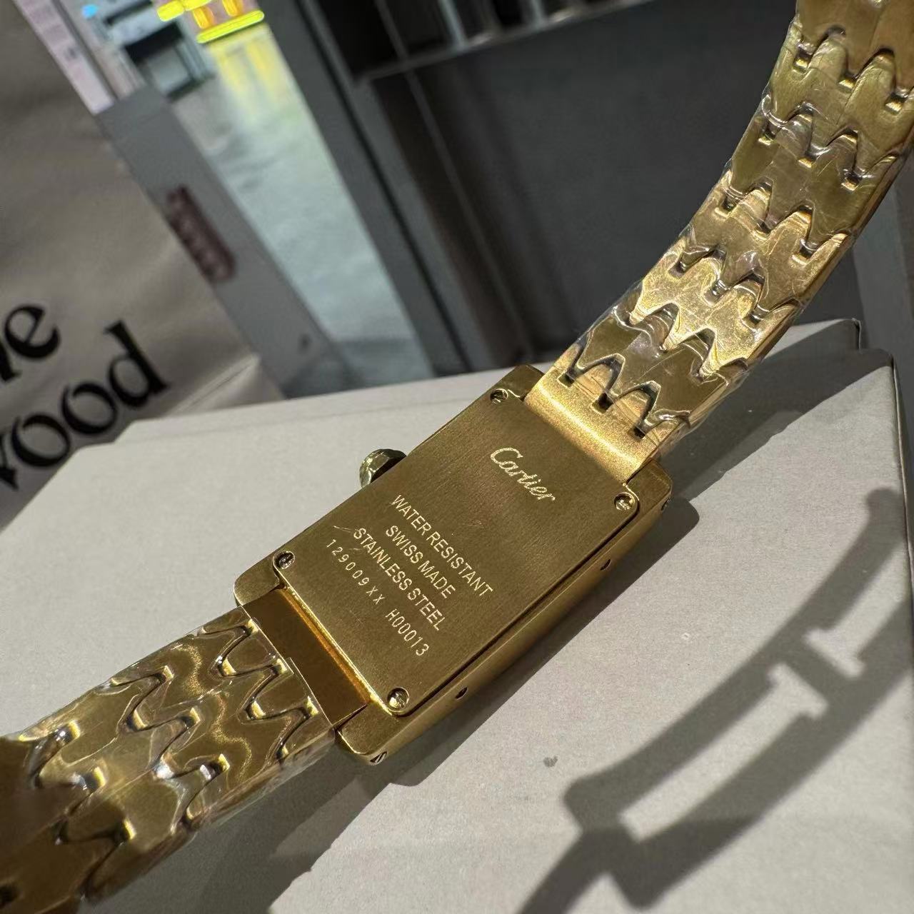 CART1ER メタルスチールストラップ レディース腕時計【50％割引+送料無料】