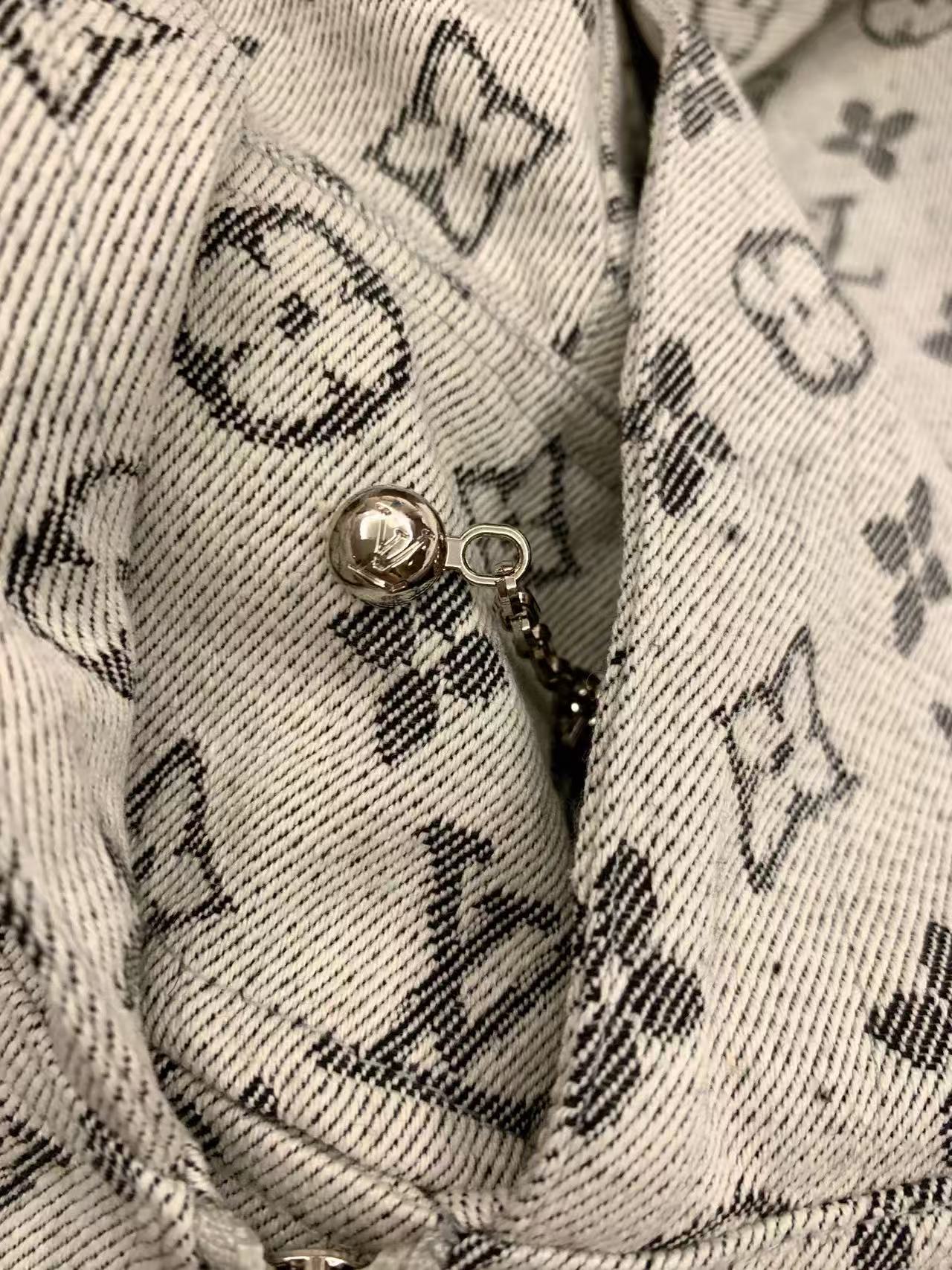 LVプリントデニムフードジャケット【50％割引+送料無料】