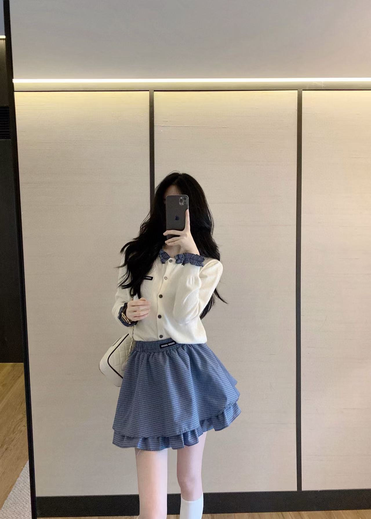 M1UM1U ウールカーディガン+スカート ツーピースセット【50％割引+送料無料】