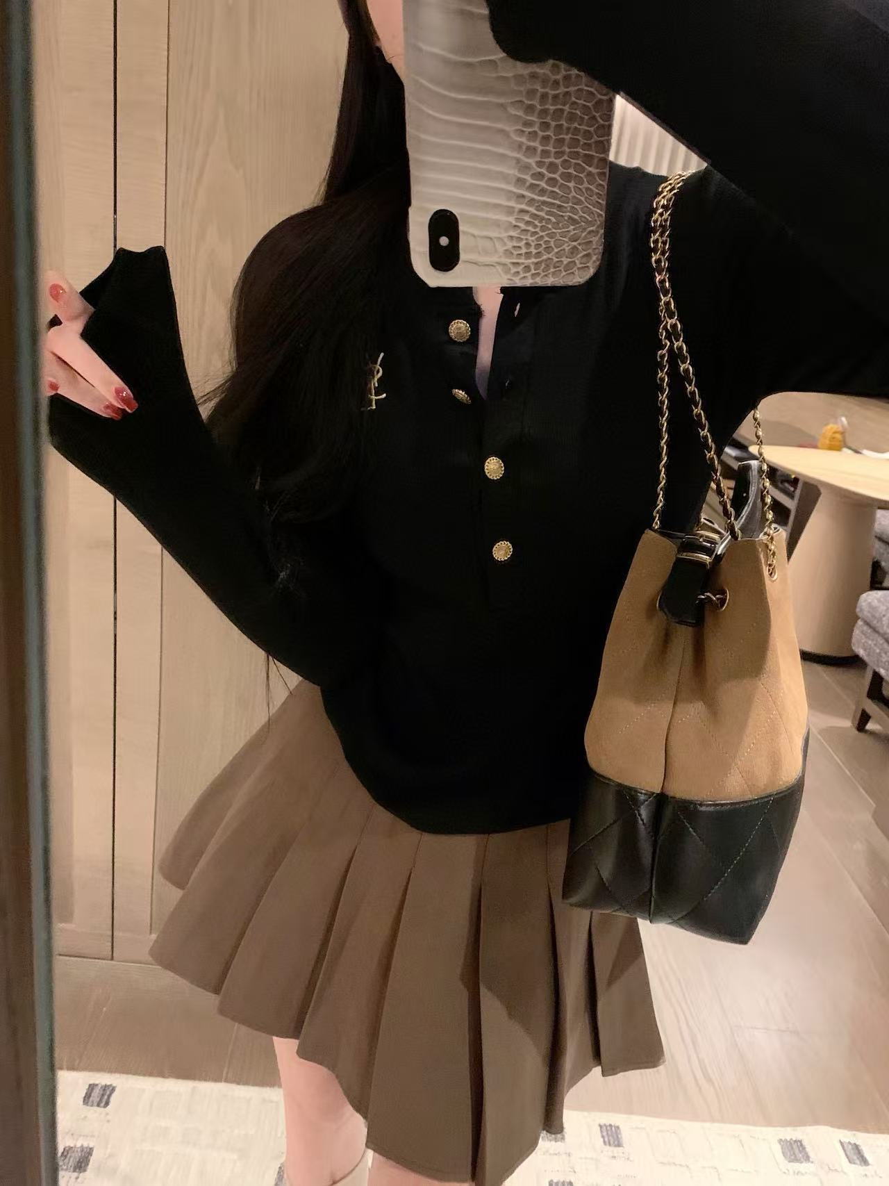 YSL刺繍ロゴトップ【50％割引+送料無料】