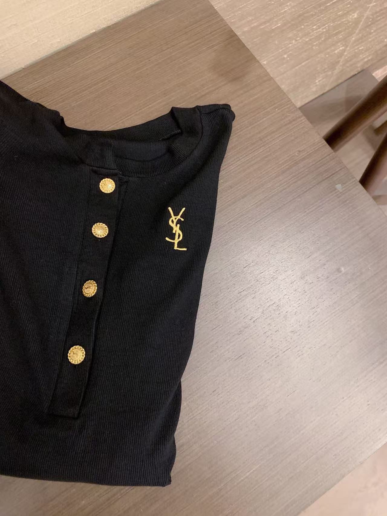 YSL刺繍ロゴトップ【50％割引+送料無料】