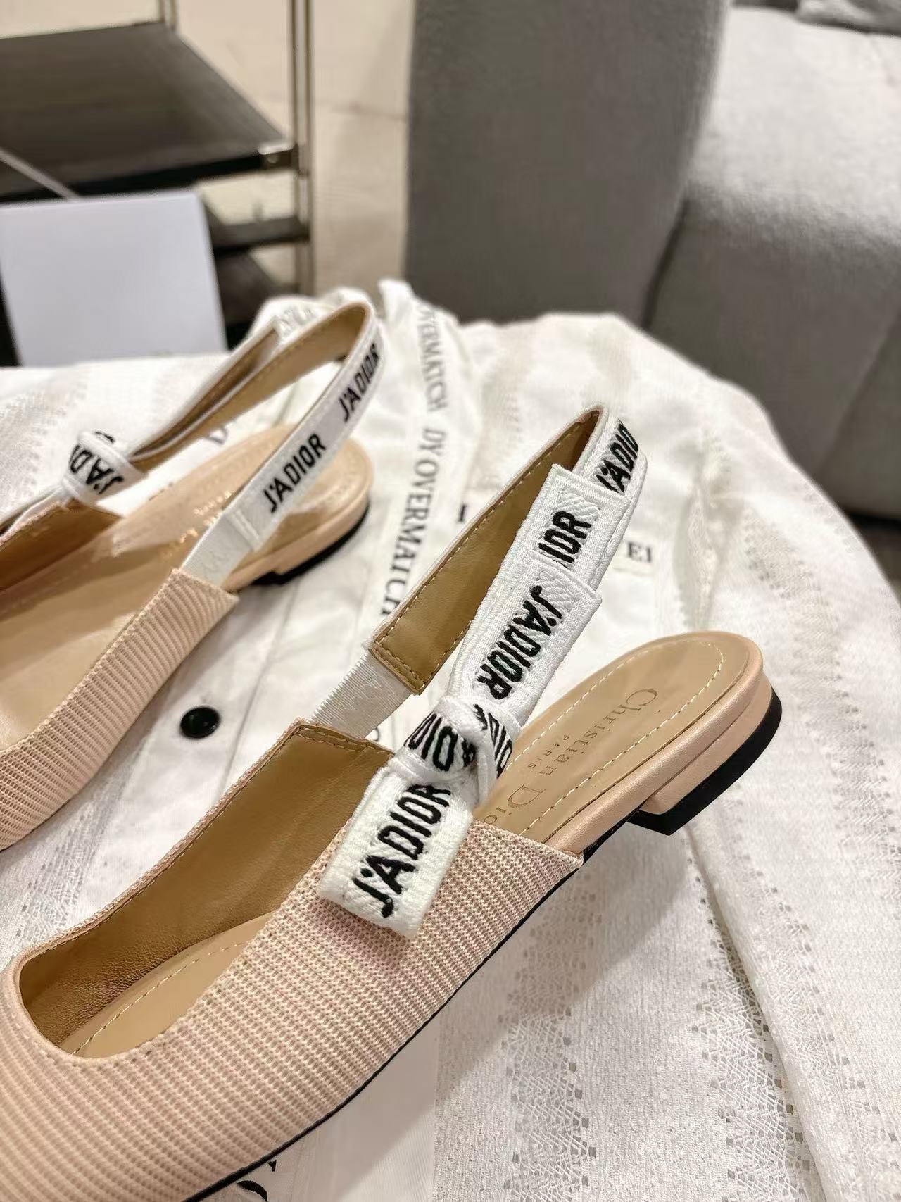 DI0Rの高品質ウェビングフラットシューズ【50％割引+送料無料】