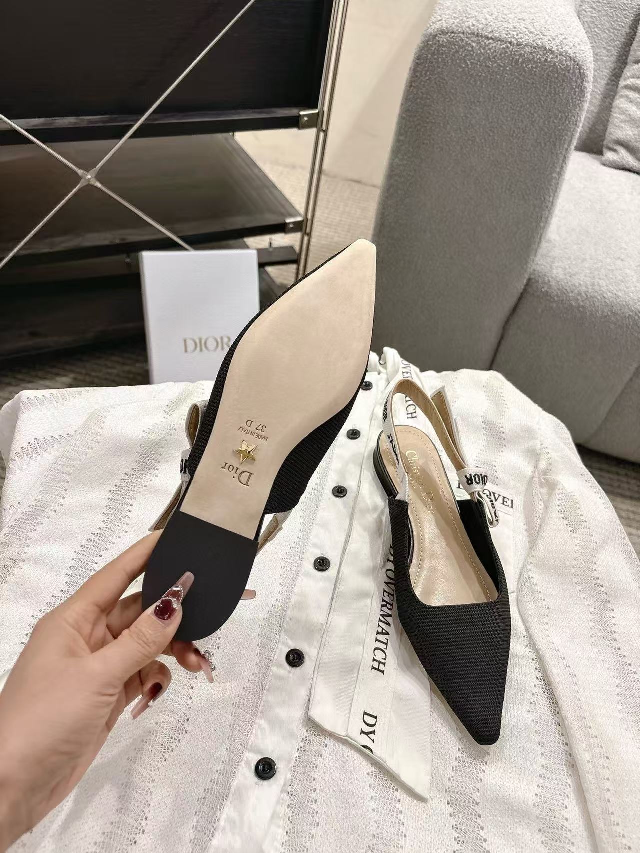 DI0Rの高品質ウェビングフラットシューズ【50％割引+送料無料】