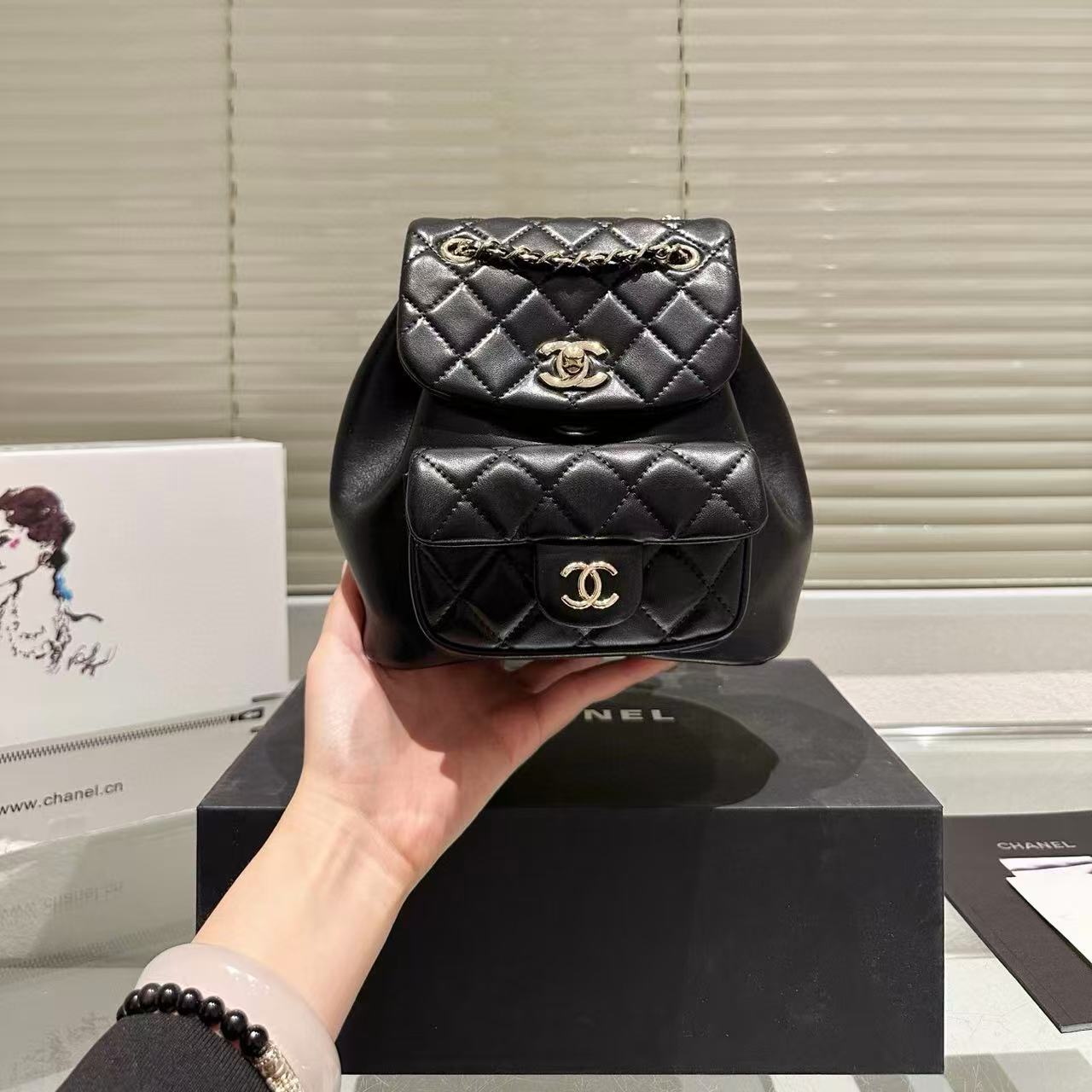 CHANE1 チェーンシープスキンバックパック【50％割引+送料無料】