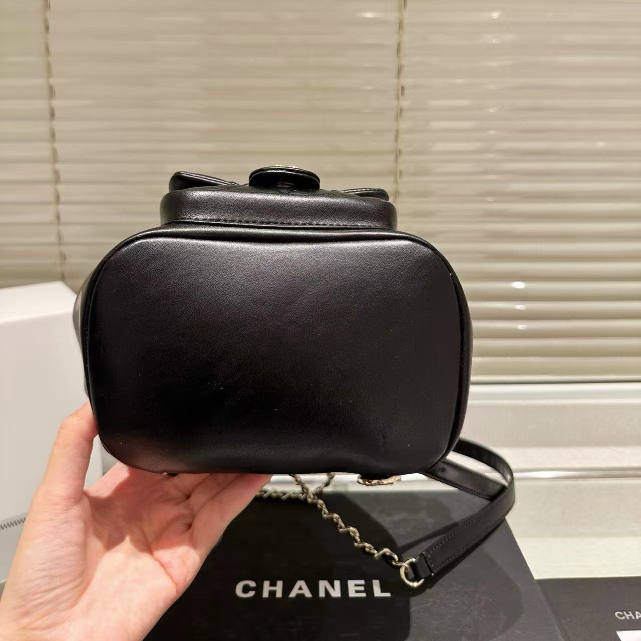 CHANE1 チェーンシープスキンバックパック【50％割引+送料無料】