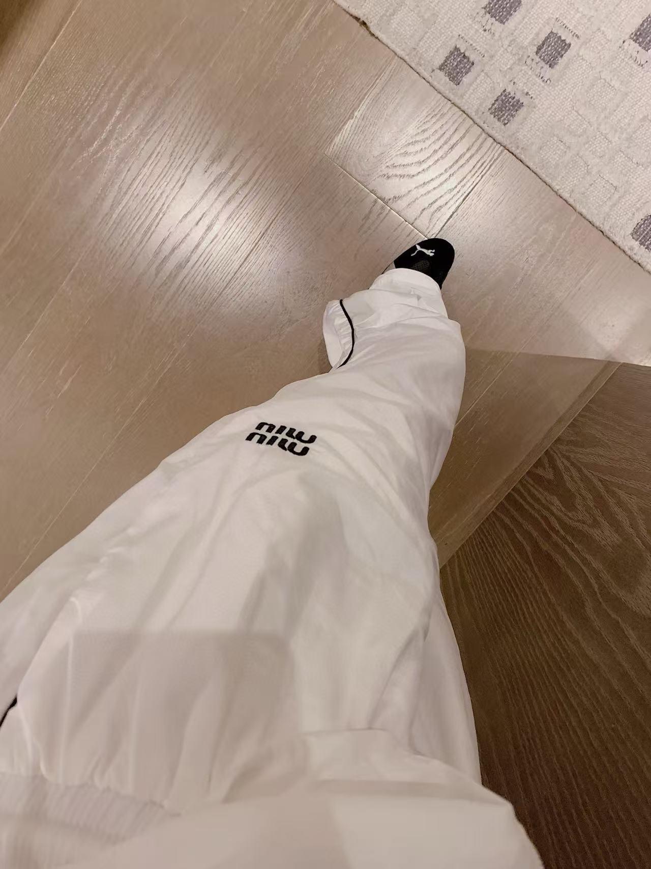 M1UM1U ジッパージャケット+パンツ ツーピースセット【50％割引+送料無料】