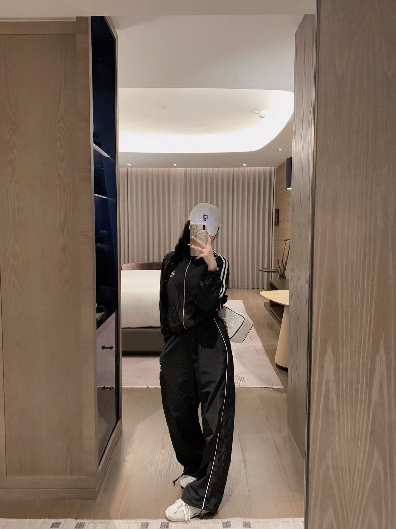 M1UM1U ジッパージャケット+パンツ ツーピースセット【50％割引+送料無料】