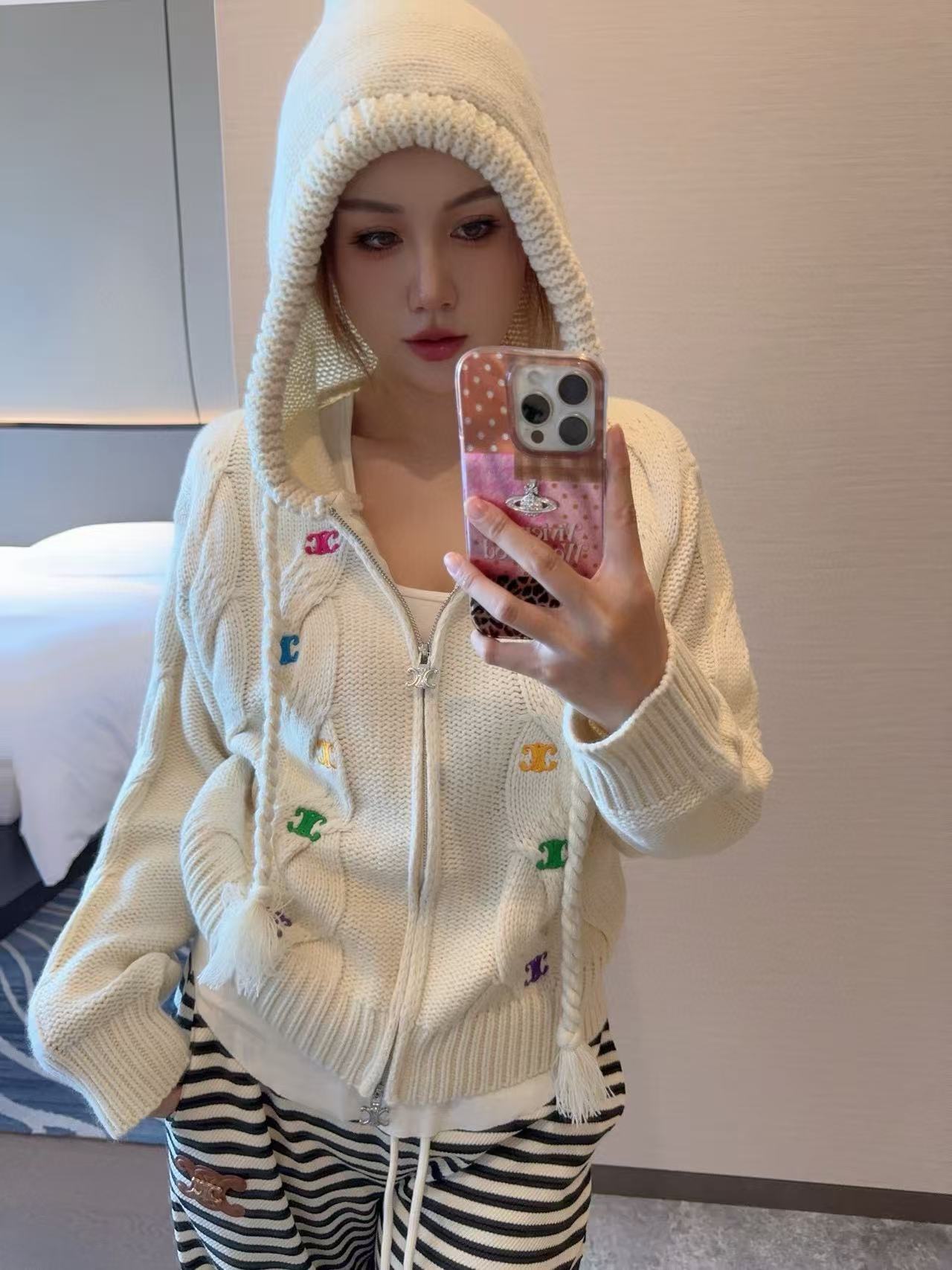 CEL1NE 凱旋門刺繍ロゴ ルーズセーター【50％割引+送料無料】